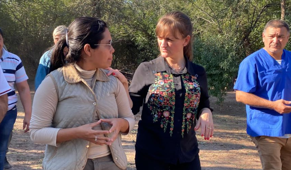 La vicegobernadora del Chaco encabezando operativos sociales en El Impenetrable.
