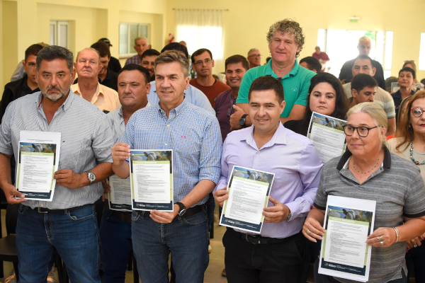 Presentación de la línea de créditos para el sector ganadero del Chaco en la Sociedad Rural de Villa Ángela.