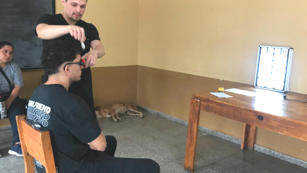 Testeo oftalmológico gratuito en colegios secundarios de Chaco.