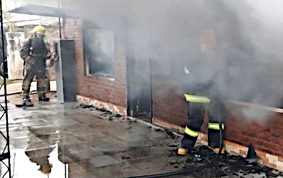 Incendio de una librería en la ciudad de Charata.