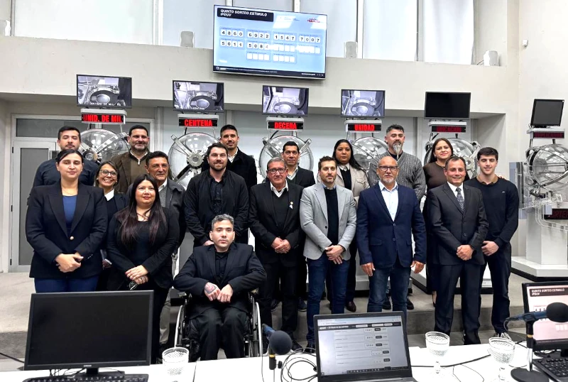 IPDUV Chaco sorteo entre beneficiarios cumplidores