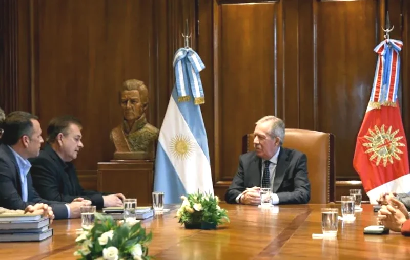 Reuniones entre Chaco y Santiago por agenda productiva
