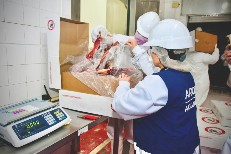 Exportación de carne caprina desde el Chaco