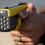 Uso de pistolas Taser en Charata