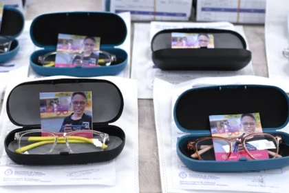 Anteojos para niños en Chaco