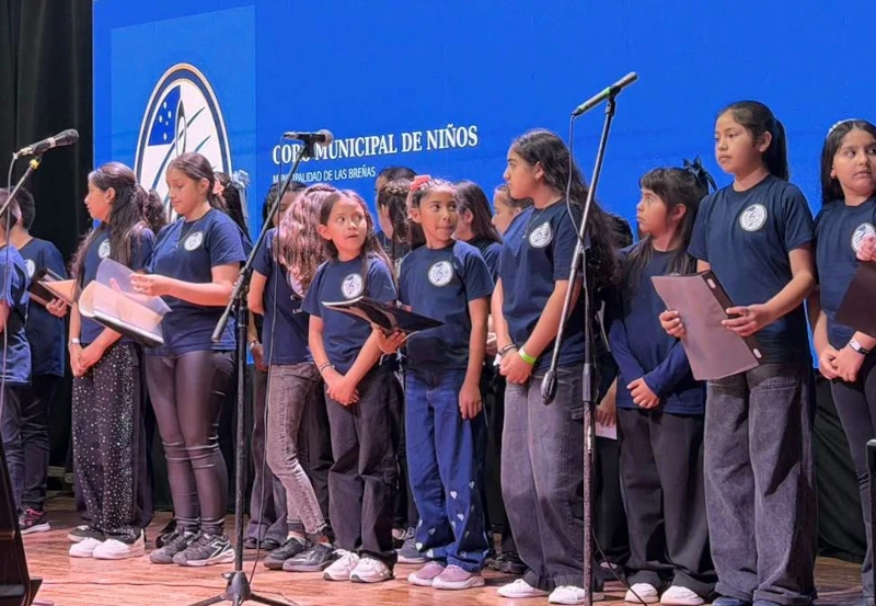Coros cantando en Charata
